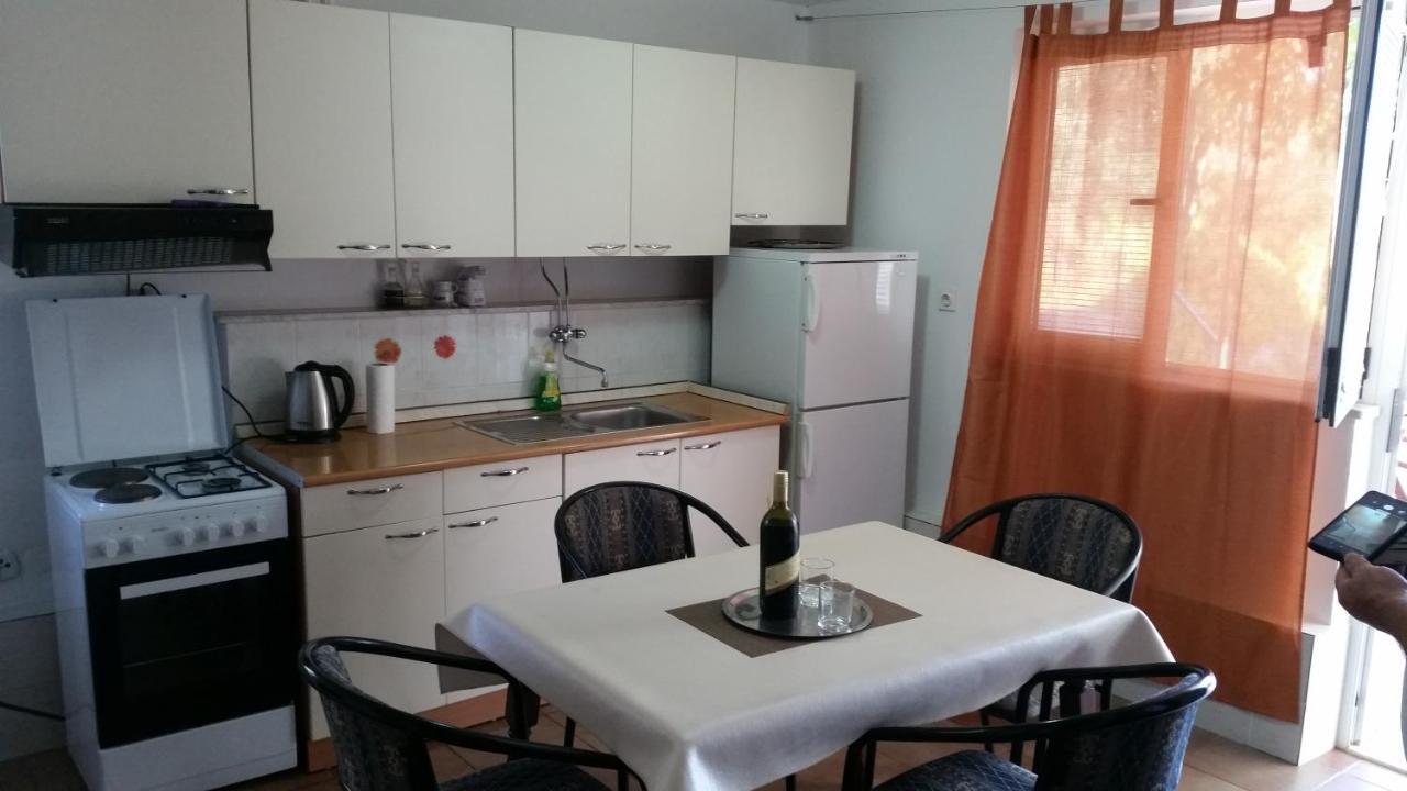 Apartments Zovko Drače Екстериор снимка